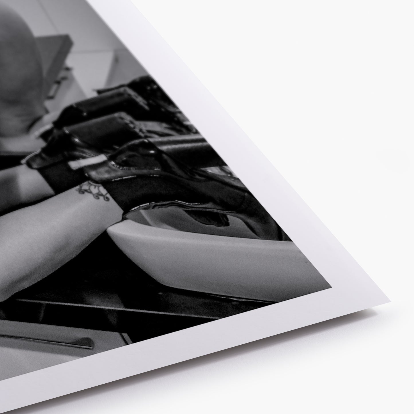 Love behind the mirror